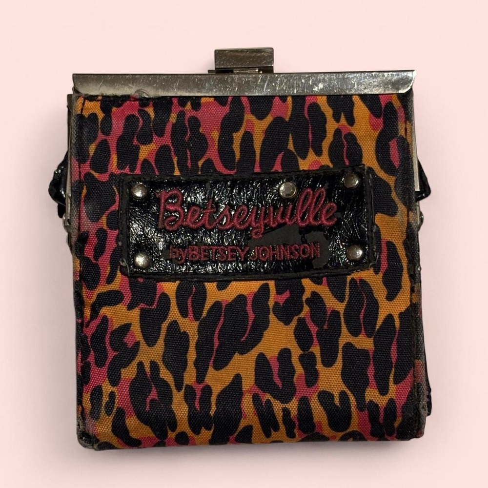 Y2K McBling vintage Betsey Johnson Betseyville leopard print wallet